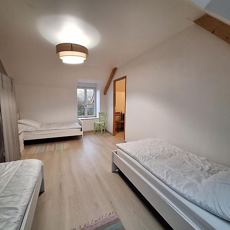 Les Hirondelles De La Baie Villa Vains Luaran gambar