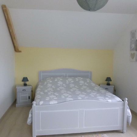 Les Hirondelles De La Baie Villa Vains Luaran gambar