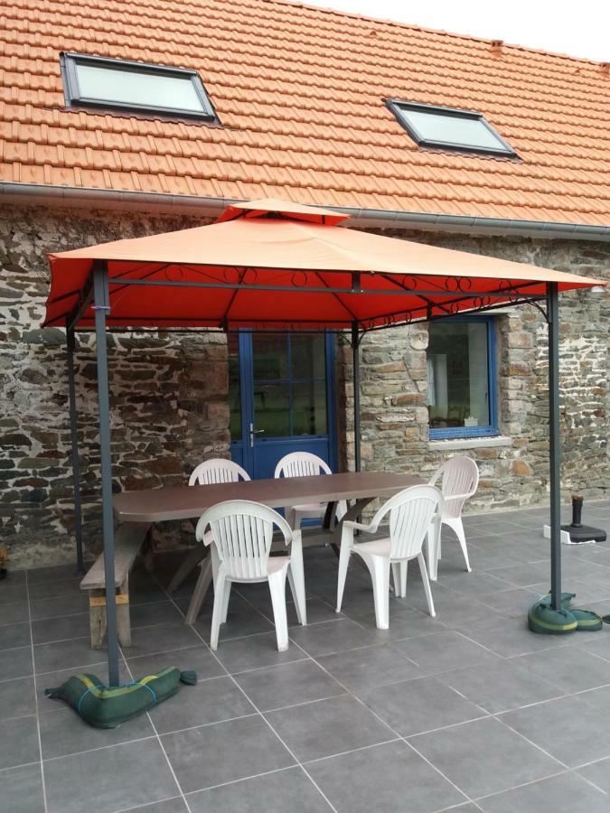 Les Hirondelles De La Baie Villa Vains Luaran gambar