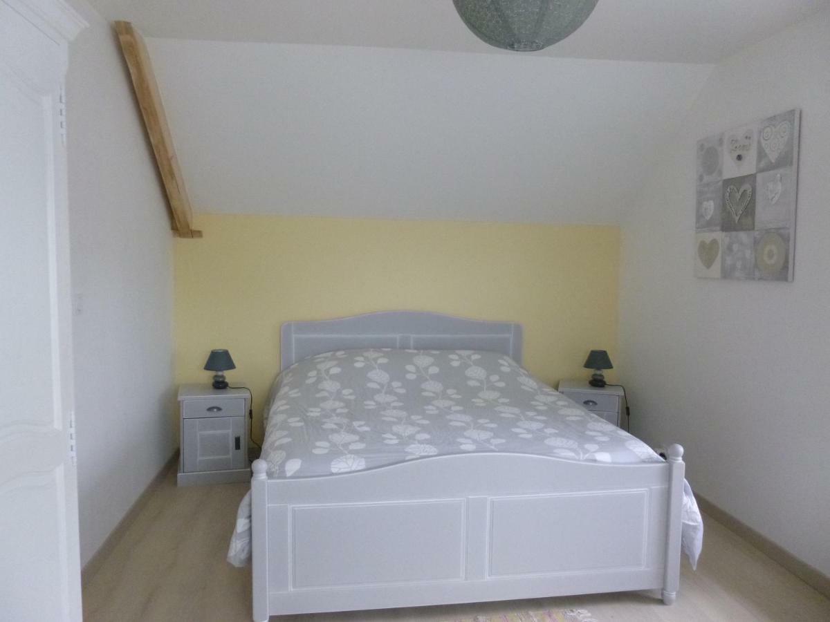 Les Hirondelles De La Baie Villa Vains Luaran gambar